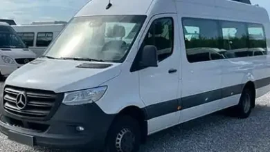 Minibus hire Leeds